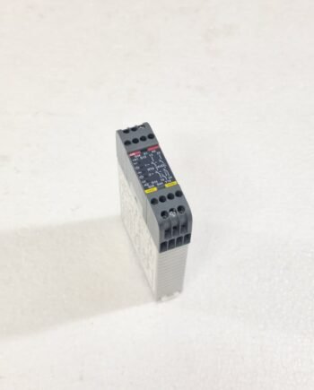 ABB 2TLA010029R0000 RT9 SAFTEY RELAY TESTED OKAY FAST SHIP