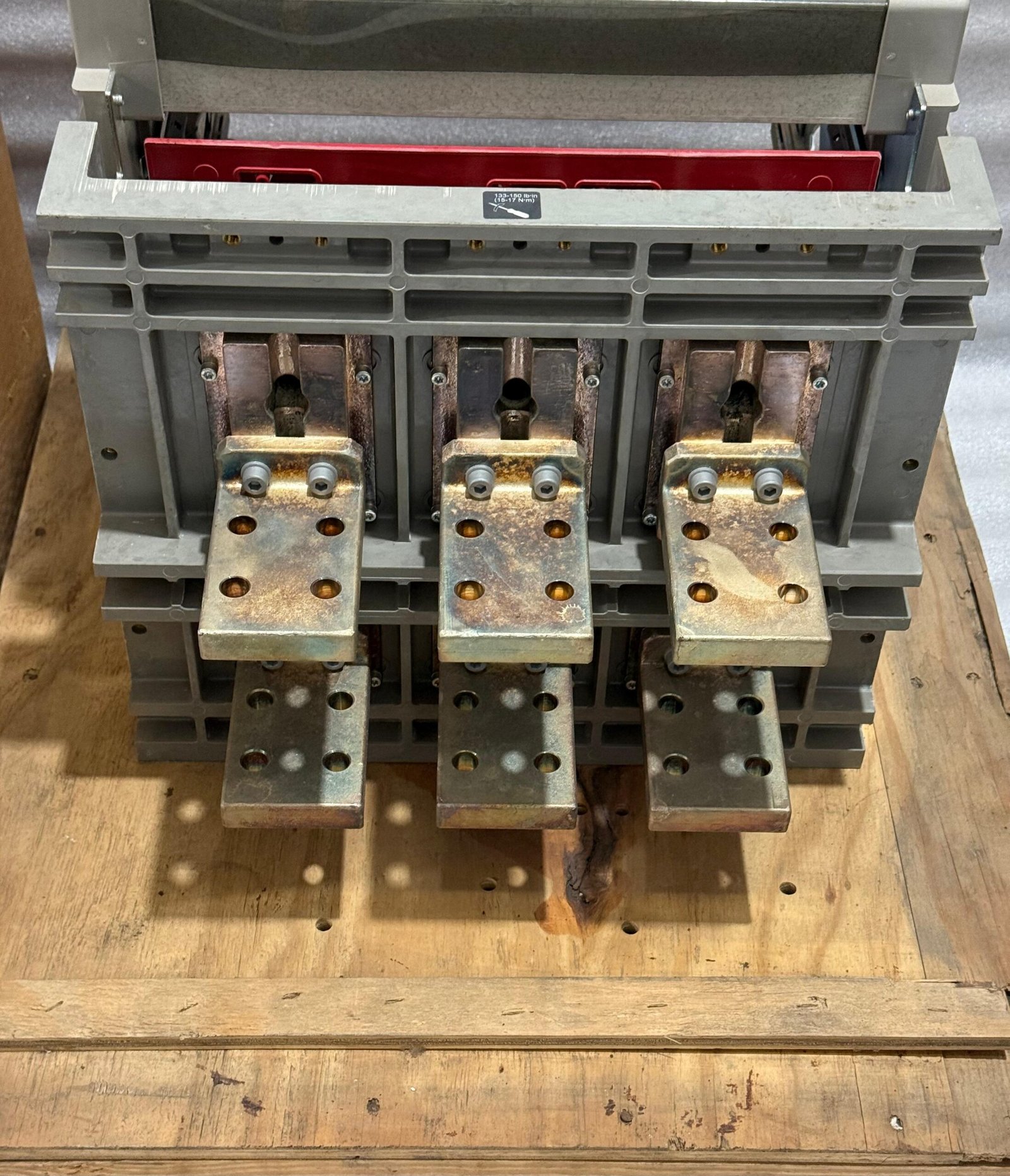 SQUARE D NW30H MASTERPACT CIRCUIT BREAKER 3000AMP NEW