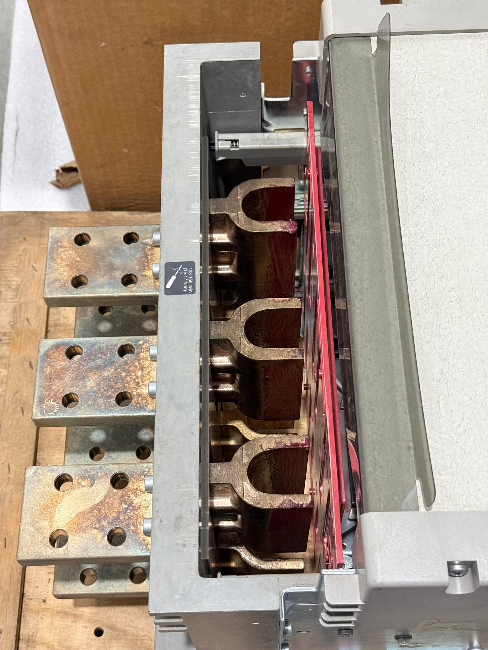 SQUARE D NW30H MASTERPACT CIRCUIT BREAKER 3000AMP NEW